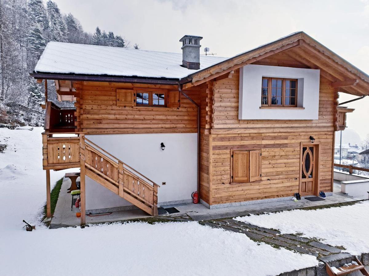 Casa Vacanza In Tipico Chalet Di Montagna Vila Varzo Exterior foto