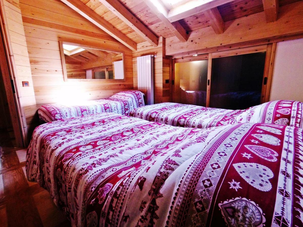 Casa Vacanza In Tipico Chalet Di Montagna Vila Varzo Exterior foto