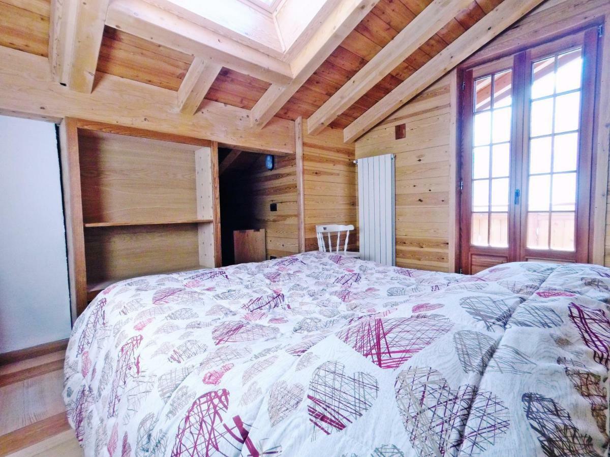 Casa Vacanza In Tipico Chalet Di Montagna Vila Varzo Exterior foto