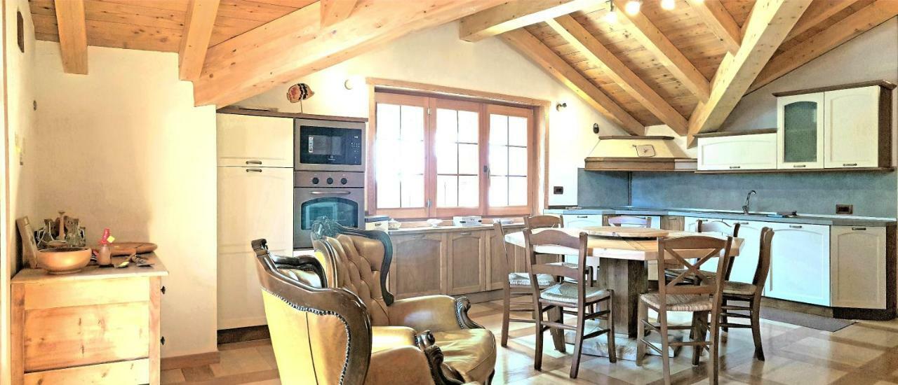 Casa Vacanza In Tipico Chalet Di Montagna Vila Varzo Exterior foto